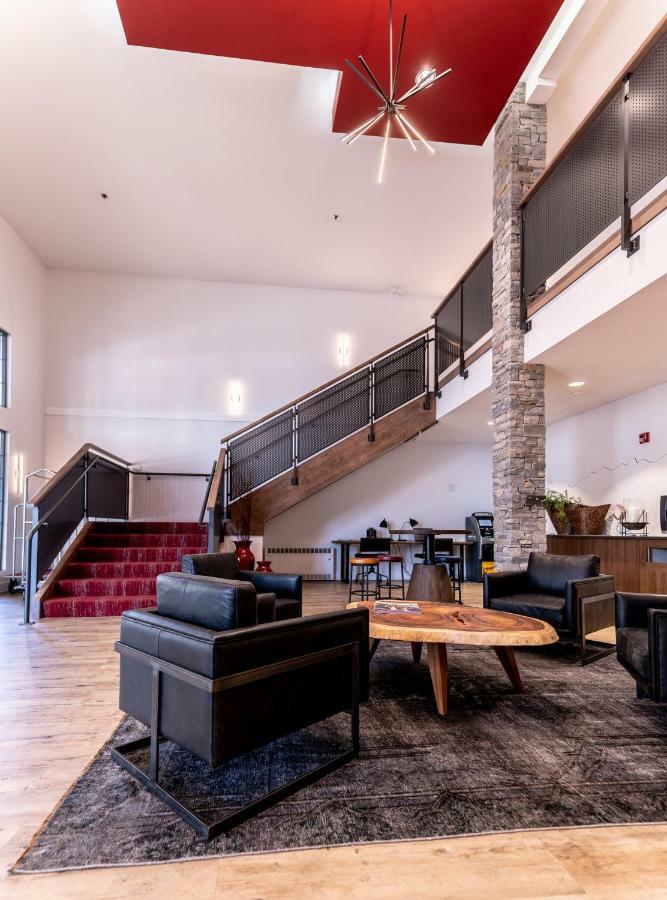 & Conference Centre 3* Kelowna